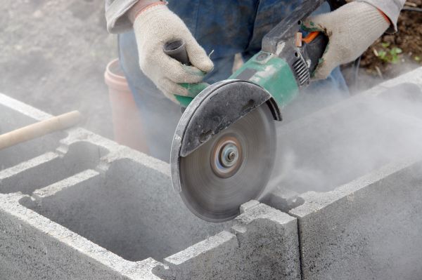 Cost of Block Wall Cutting in Des Moines