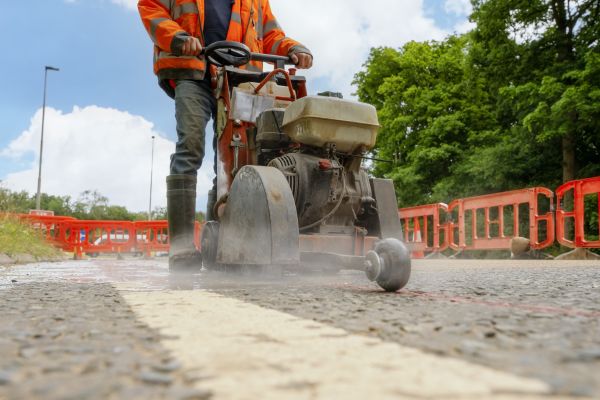 Cost of Driveway Grinding Service in Des Moines