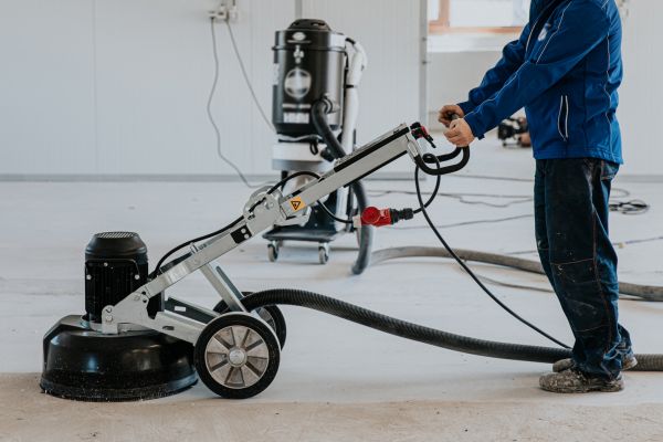 Cost of Epoxy Floor Grinding Service in Des Moines