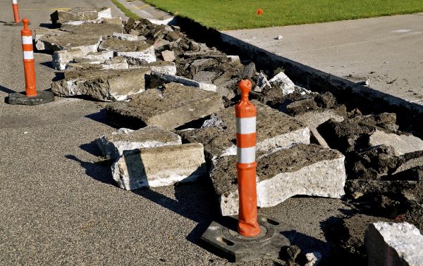 Cost of Concrete Curb Removal in Des Moines